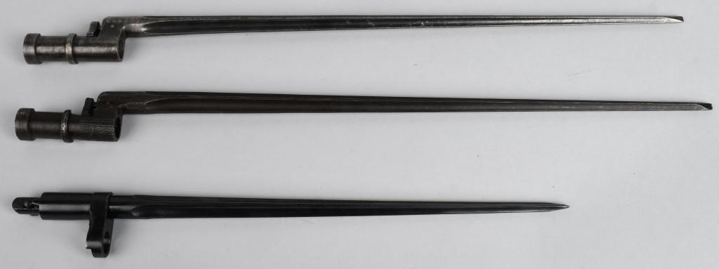 3 RUSSIAN MOSIN NAGANT SPIKE BAYONETS WWII: Lot of 3 Russian Mosin Nagant rifle bayonets. 2 are the Model 1891 / 30 Second Pattern quadrangular blade with flat tip (also meant to be used as a screwdriver). 17.2" blades, 19.8" overall length. 1 
