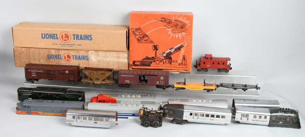 MISC. TRAIN PARTS LOT: Lot includes 5 shells, 3484 box car parts, 6111 flat car, 6257 caboose parts, 52438 kit car, flying yankees engine parts, 470 w/box parts and 2 110 trestle sets.