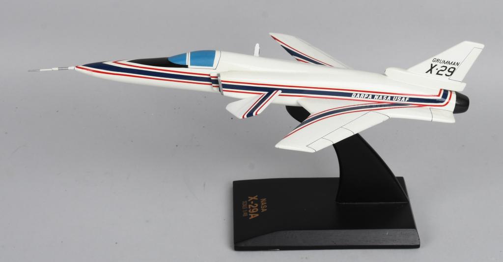 GRUMMAN X-29 USAF DESK MODEL: Grumman X-29 USAF Desk Model. Carved wood. 16" Like New