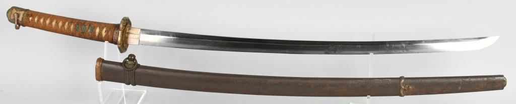 WWII JAPANESE SHIN GUNTO KATANA SWORD SIGNED TANG: Type 98 WWII Shin Gunto NCO Officer's katana sword. Blade is 34 1/2" overall with 26 3/8" cutting edge. Has one hole Nakago (tang) that is signed on both sides. Blade has light wear, some rubs and sca