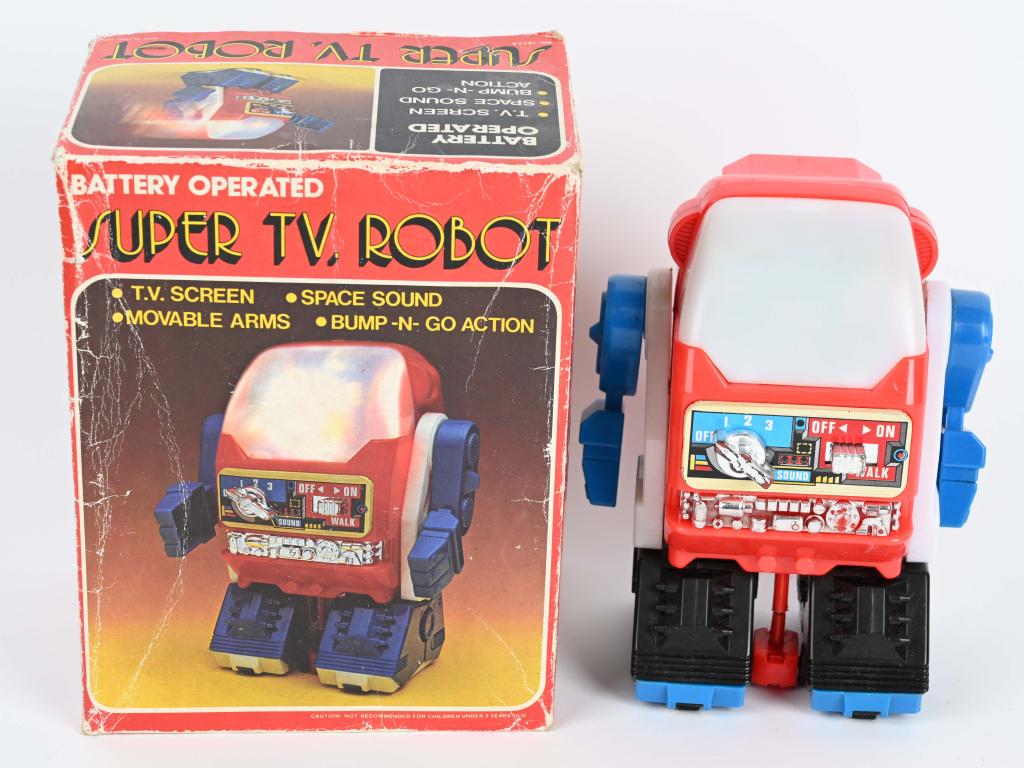 HONG KONG Battery Op SUPER TV ROBOT w/ BOX: All original and complete. Looks never played with condition. Boxed. 9" Excellent