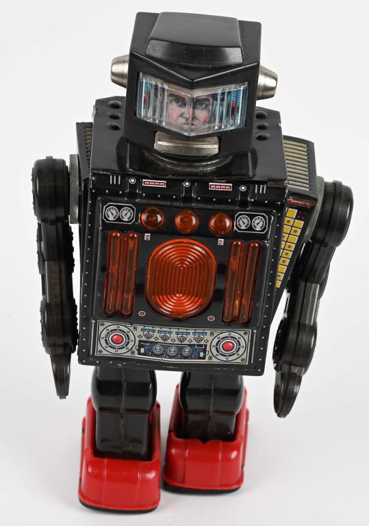 JAPAN Battery Op MR HUSTLER ROBOT: All original and complete. Worked when tested. Has typical crack in plastic battery box. 11" Excellent