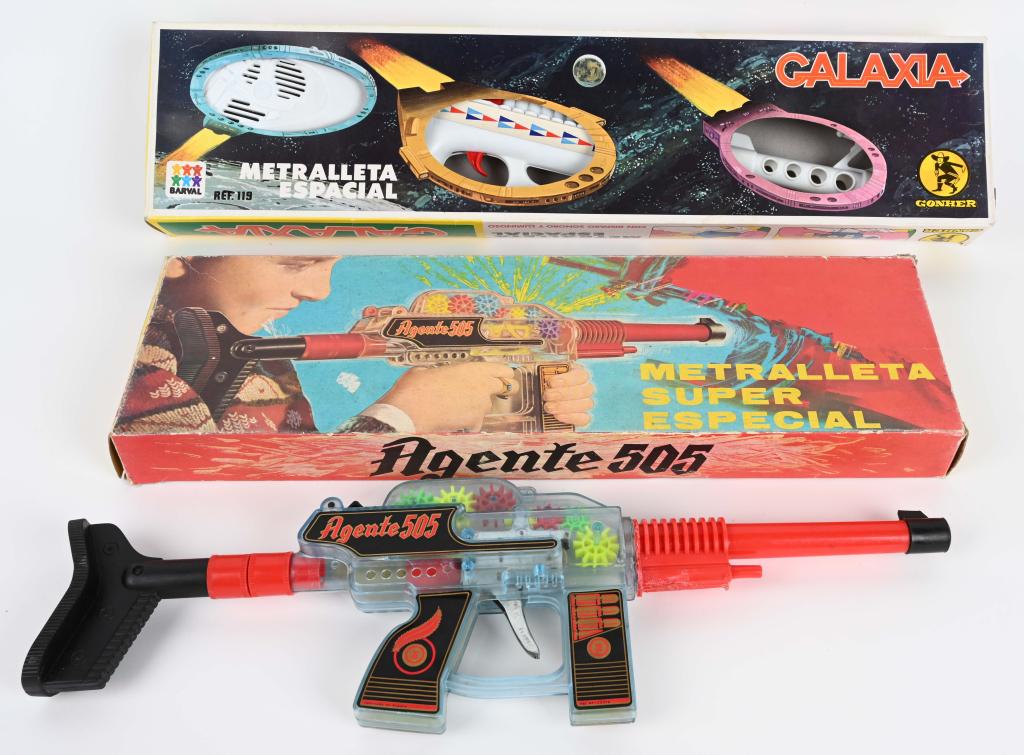 2- VINTAGE SPACE GUNS w/ BOXES: Includes Agente 505 Space Rifle and Galaxia Space Rifle. Both new old stock in boxes. Largest 24" Excellent