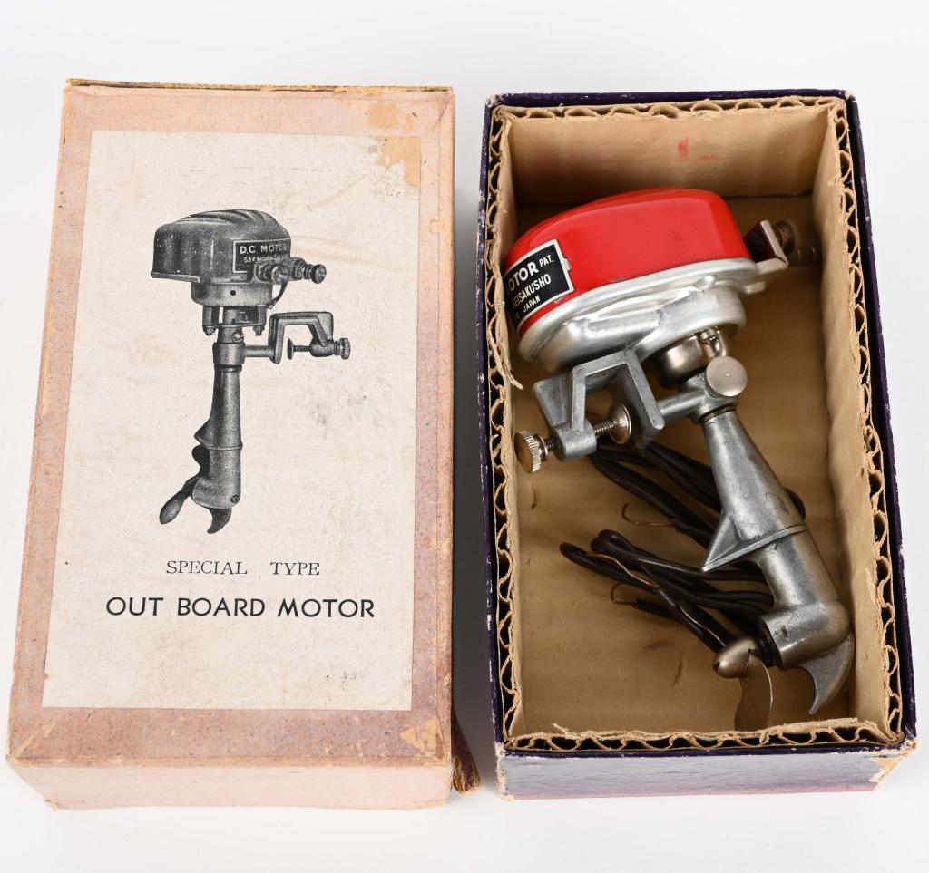 EARLY JAPAN electric OUT BOARD BOAT MOTOR w/ BOX: Nice original 4 1/2" electric boat motor. New Old Stock in the original box. Untested, Excellent