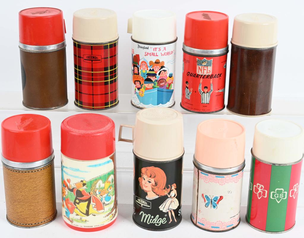 10- LUNCH BOX THERMOS: Lot includes Girl Scout, Barbie, Alice in Wonderland, NFL Quarterback, Disney Its a Small World and more. condition varies, Overall very Good