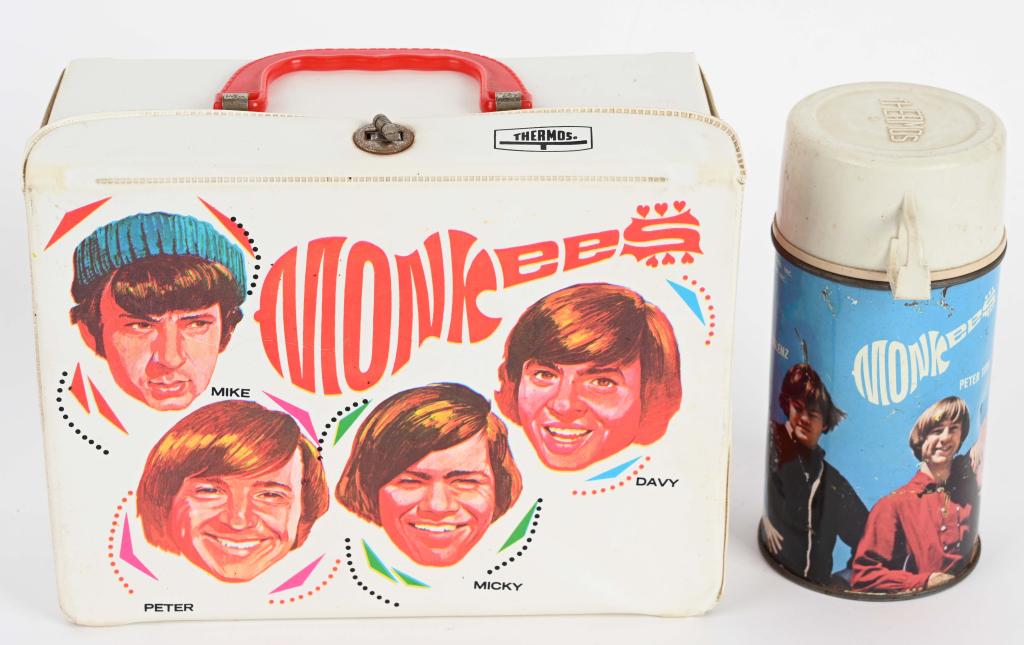 1967 MONKEES VINYL LUNCH BOX w/ THERMOS Feb 15, 2020 Milestone