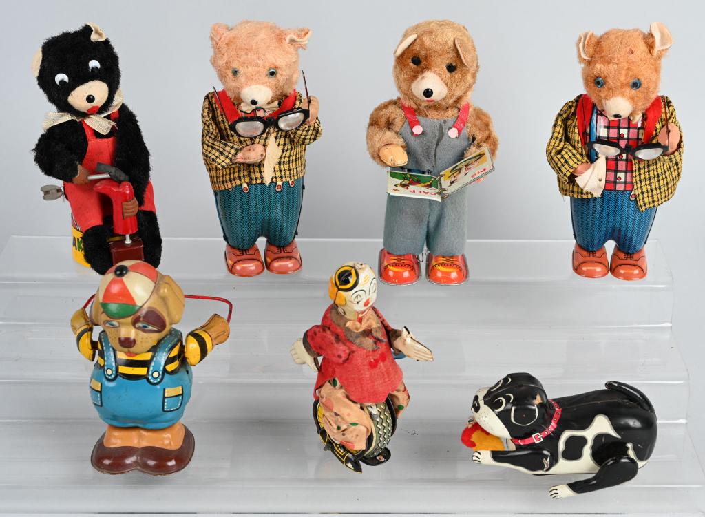 7- JAPANESE WINDUP TOYS: Includes TPS Skippy the Unicyclist, Dog Skipping Rope, Reading Bear, Shoe Maker Bear, Dog with Ball, and 2 Bear with Glasses. All working.
