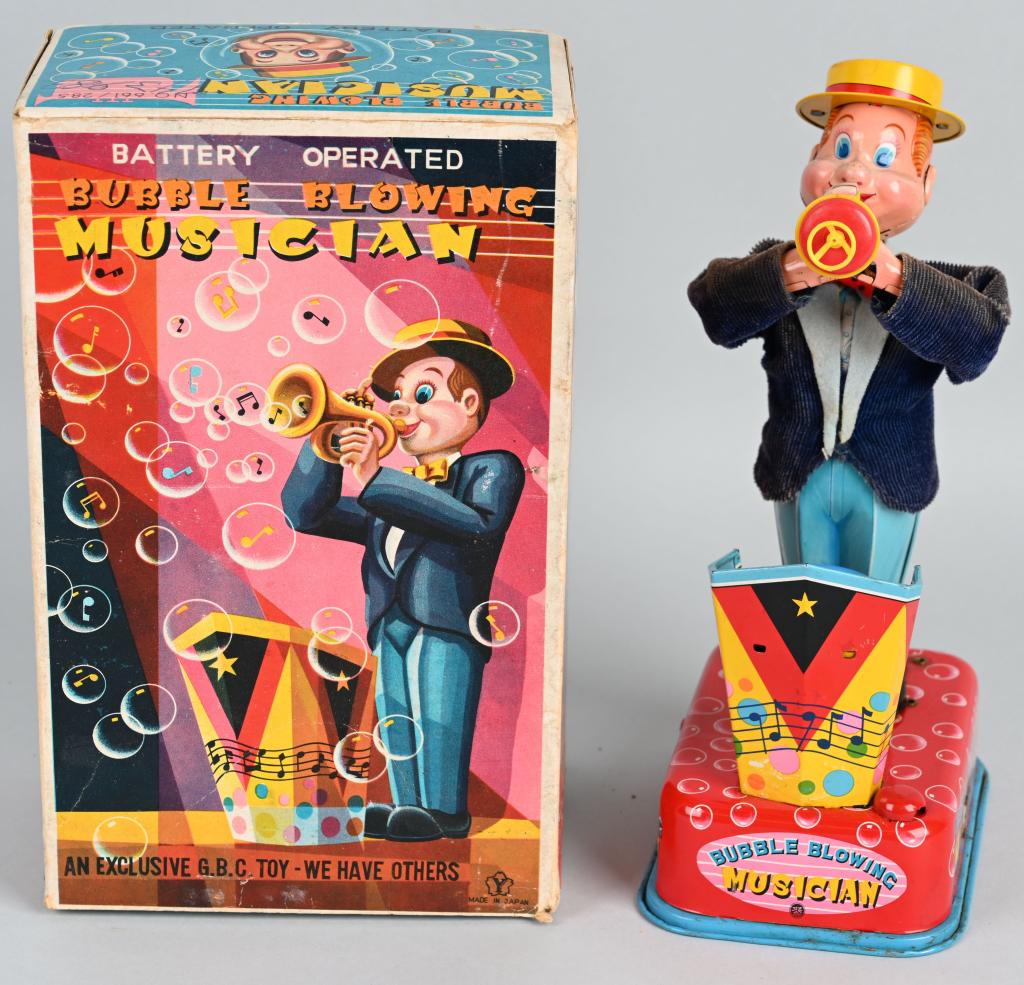 JAPAN Battery Op BUBBLE BLOWING MUSCIAN w/ BOX: All original with great colors. Worked when tested. Boxed. 10 1/2" Excellent
