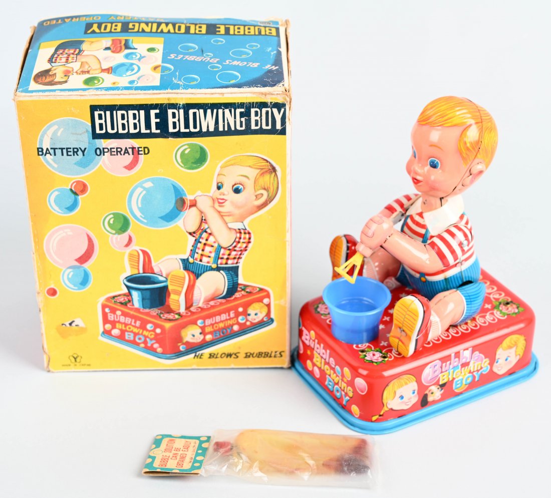 JAPAN Battery Op BUBBLE BLOWING BOY w/ BOX: All original with great colors. Worked when tested. Boxed. Has accessories. Boxed. 8" Excellent