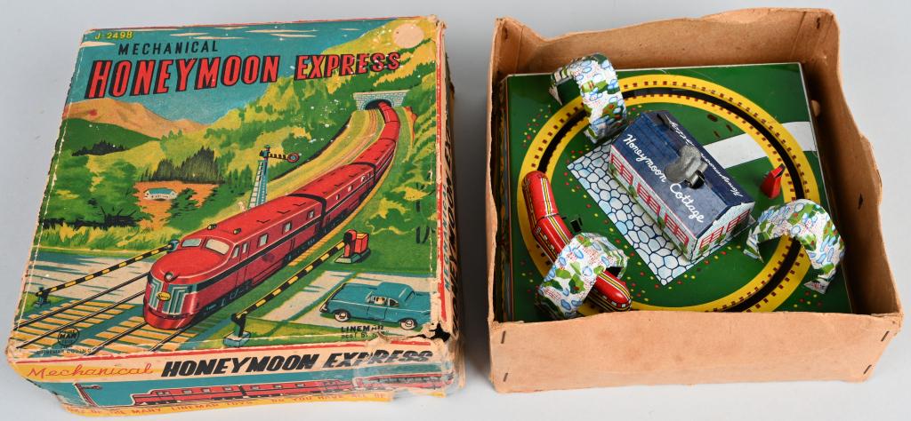 LINEMAR Tin Windup HONEYMOON EXPRESS w/ BOX: All original with nice colors. Windup works. Boxed. 7" Excellent