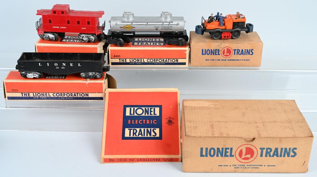 LIONEL POST WAR TRAIN LOT w/ BOXES: Lionel #50 Gang Car, #6465 Tank Car, #1007 Caboose, #1002 Gondola, and More. Excellent