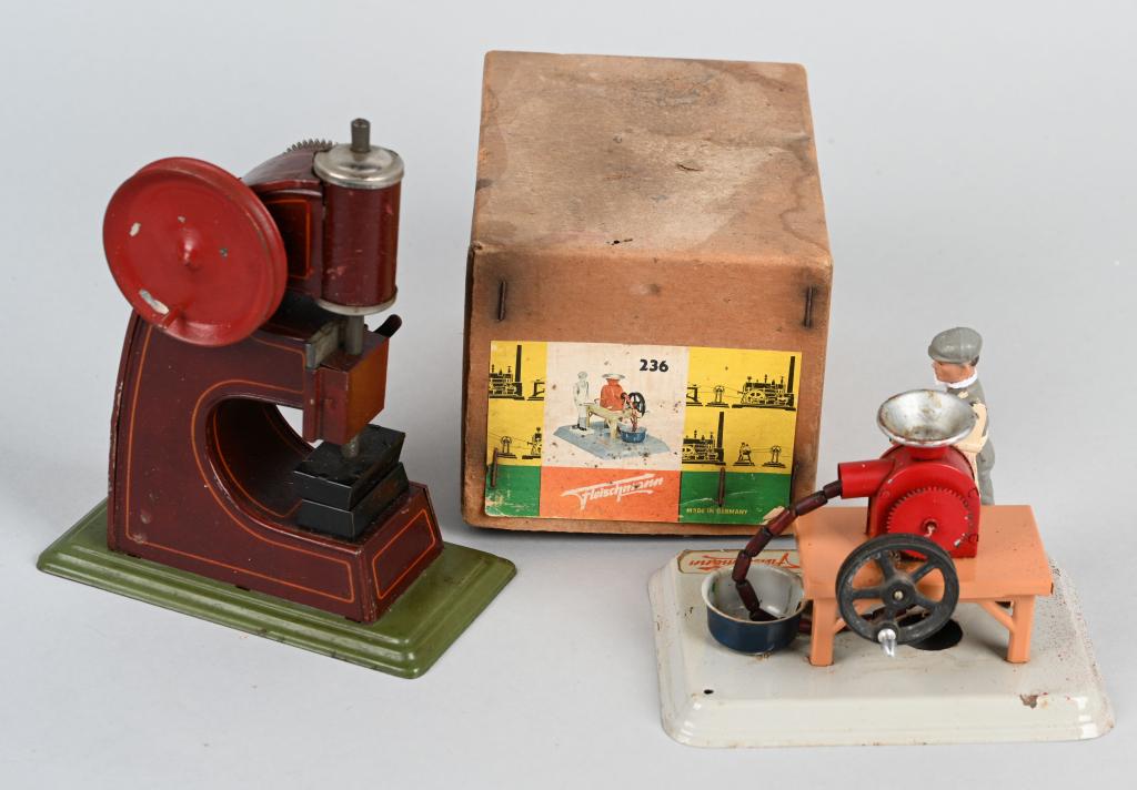 STEAM ACCESSORY SAUSAGE MAKER & STAMPING MACHINE: Steam Engine accessories Fleischmann Sausage Maker with Box and Bing Stamping Machine. Both original and excellent. 6"