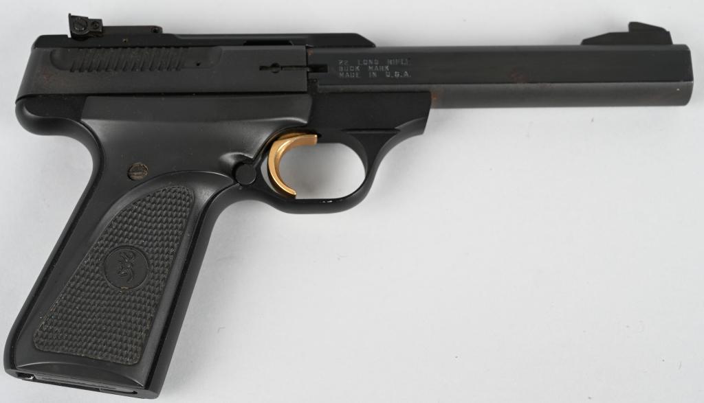 BROWNING BUCK MARK SEMI-AUTO PISTOL: SERIAL 655NX21310. BARREL 5.5". CALIBER .22 LONG RIFLE. Quality .22 semi-automatic pistol with target rear sight, blue finish, alloy frame, gold trigger, rubber grips and one magazine. Solid 98% gun b