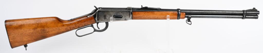 WINCHESTER MODEL 1894 CARBINE: SERIAL 3058772. BARREL 20". CALIBER 30-30. MADE IN 1967. Standard carbine with full magazine, two bands, ramp front sight, sporting rear sightt, blue finish, re-finished walnut stocks and added swivel