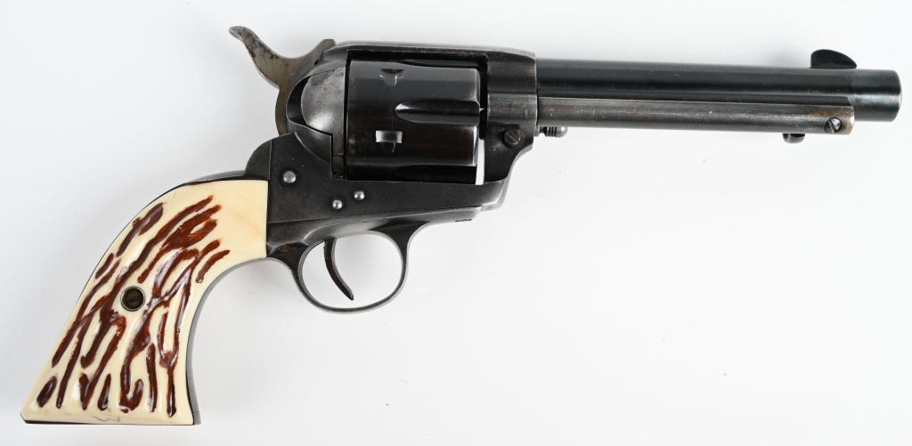 GREAT WESTERN CO. SAA .22 SIX SHOOTER: SERIAL GW10107. BARREL 5.5. CALIBER .22 RIM FIRE. Full size and heavy SAA made in the 1950's and patterned after the Colt. Frame is a dull gray. Barrel and cylinder retain about 80% original blue. Str