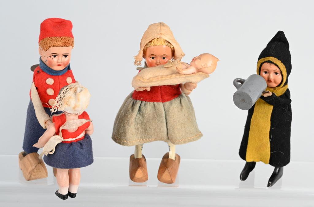 3- SCHUCO WINDUP GERMAN PEOPLE FIGURES: Nice lot of windup German People Figures. All original and working. 4 1/4" Excellent