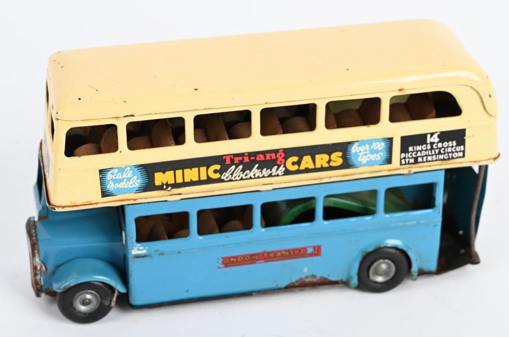 MINIC LONDON TRANSPORT WINDUP BUS: All original and working. Some loss on bottom. Works. 7" Very Good