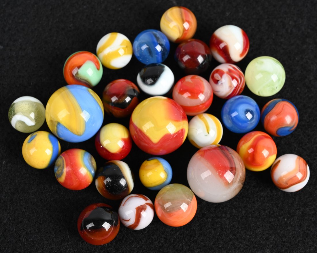ASSORTED AKRO AGATE AND CORKSCREWS: Lot contains 28 assorted marbles. Size 5/8" to 1". Near Mint to Mint