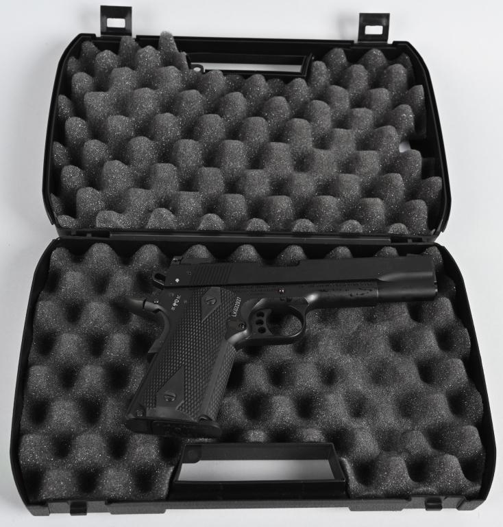 BOXED WALHTER COLT GOLD CUP .22 SEMI AUTO PISTOL: SERIAL LK032927. BARREL 5". CALIBER .22LR. Made in Germany by Walther as a part of Colt Holding Corp. This pistol is built on the 1911 platform. Features include a matte finish, light. weight trigger,