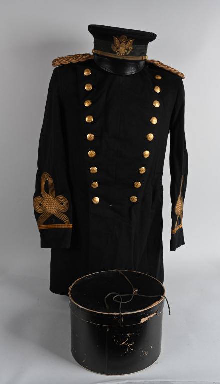ID'd CONNECTICUT COLONEL'S M1902 FROCK & HAT: Identified to Colonel M. Moody Downer who served as the Commissary General of the National Guard of the State of Connecticut. Model 1902 US Army officer's frock coat with Connecticut state seal button