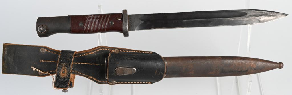 WWII NAZI GERMAN K98 RIFLE BAYONET dot 44 code: WWII Nazi German K98 Rifle bayonet with bakelite grips, blued 9.8" blade, 15" overall, marked "dot 44" at the ricasso with serial number "1028a" on the reverse side of the ricasso. "dot 44" is the man