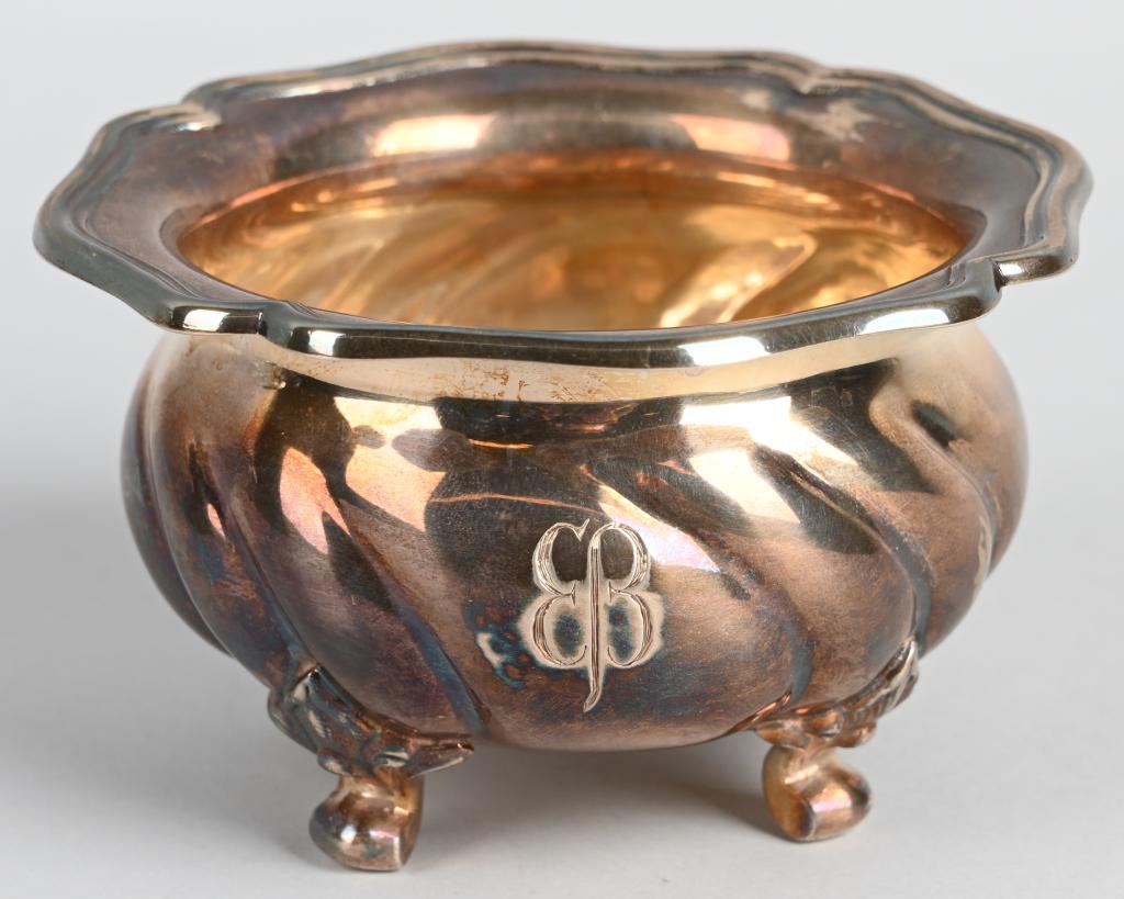 WWII NAZI EVA BRAUN SILVER CONFECTIONERY BOWL: Eva Braun - a silver confectionery bowl . Small footed silver bowl with engraved "EB" monogram, stamped on bottom "Handarbeit 835" and manufacturer stamp. Ca. 6.5cm x 10.5cm251170 Excellent. Eva Anna 