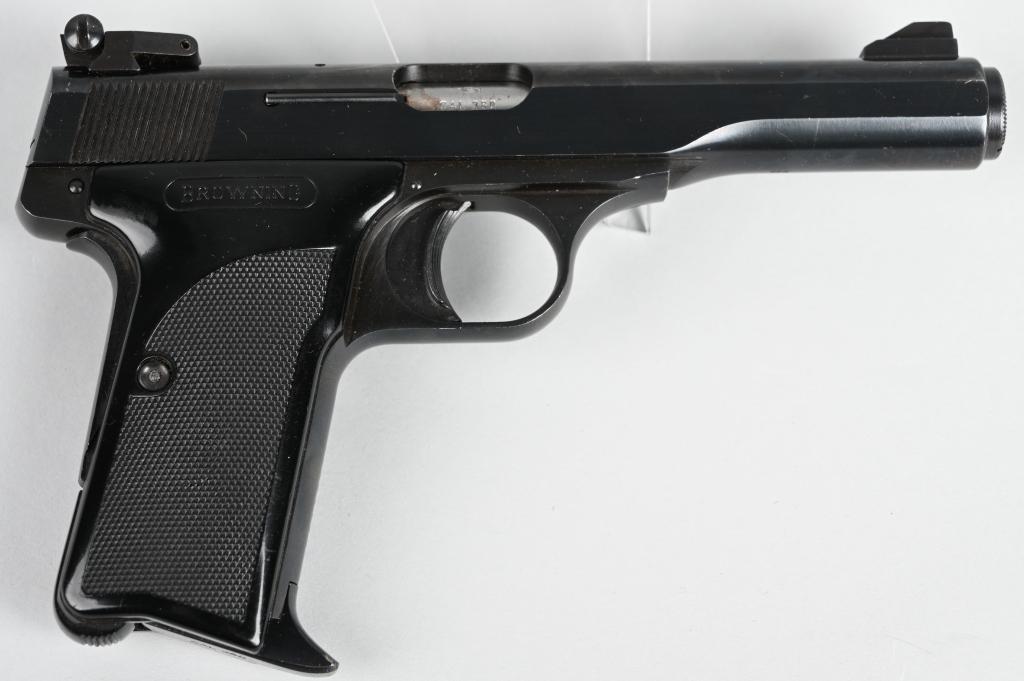 BROWN ING MODEL 1955 TARGET SEMI AUTO PISTOL: SERIAL 72N21748. BARREL 4 1/4". CALIBER .380. MADE IN 1972. High quality Belgium gun with target adjustable rear sight, blue finish, thumb rest checkered black plastic grips and one magazine. This is