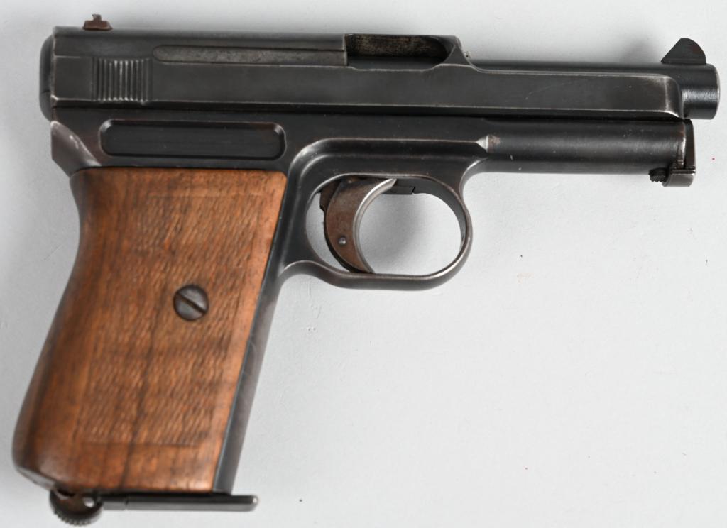 MAUSER MODEL 1914 SEMI AUTO PISTOL: SERIAL 65380. BARREL 3 1/4". CALIBER 7.65. Offered is a scarce military type 1, 3rd variation WWI issue with military acceptance stamp on front of rear sight. Features include finely checkered walnut 