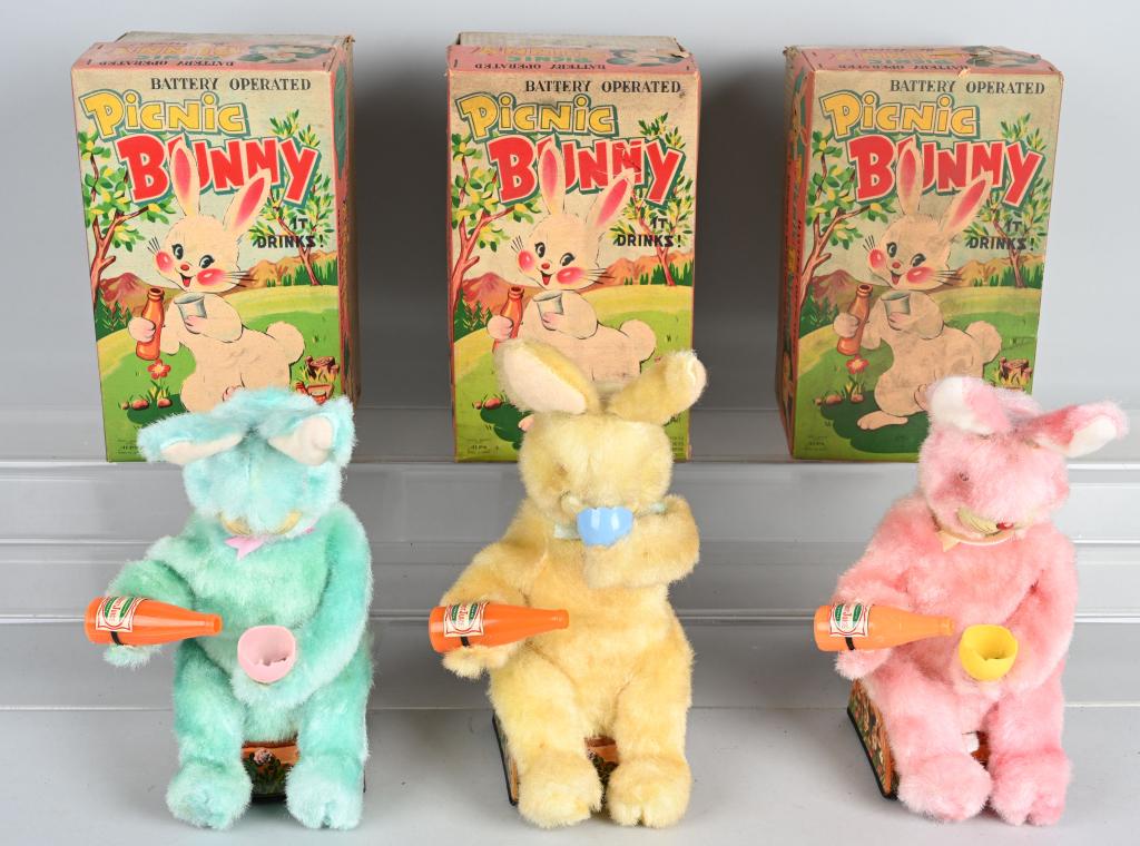 3- PICNIC BUNNY Battery Op TOYS w/ BOXES: Nice group of new old store stock Picnic Bunny Battery Op Toys. Did not work when tested. 10", Excellent