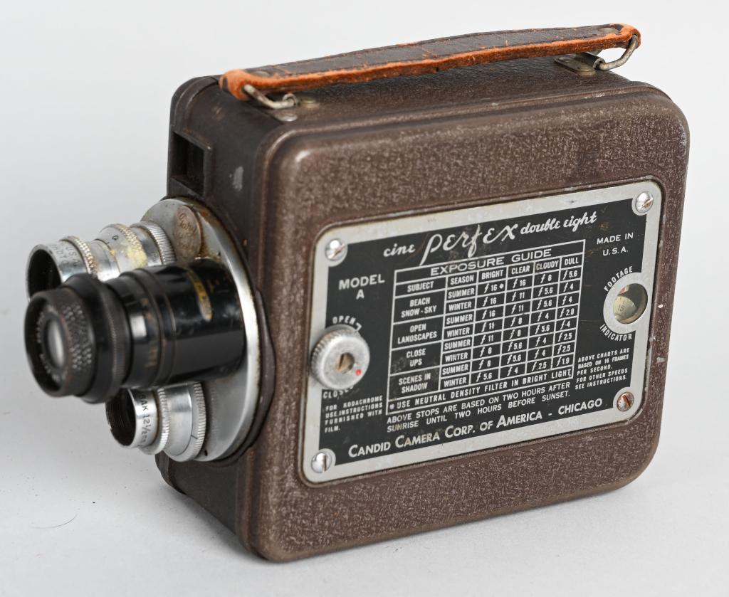 GARY COOPER PERSONAL PERFEX MOVIE CAMERA: Vintage Perfex Movie Camera. Nice original condition. Verbal history claims it was owned by Gary Cooper.