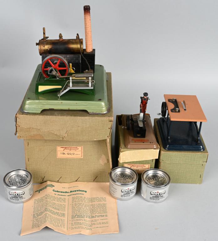 FLEISCHMANN STEAM ENGINE & ACCESSORIES w/ BOX: Includes Steam Engine 122/2 lightly used with box. Plus accessory 249 Table saw and 232 Man at Anvil both boxed.