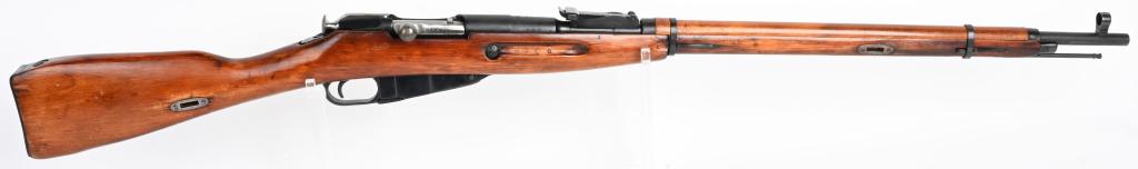 WW2 SOVIET MODEL 91/30 MOSIN NAGANT RIFLE BY TULA: SERIAL NUMBER RMN099122 BARREL 29" CALIBER 7.62X54R. MANUFACTURED 1940. Produced in the Soviet Union for general issue by Tula arsenal. Bolt action, 5 shot rifle. Two piece wood stock with arsenal lac
