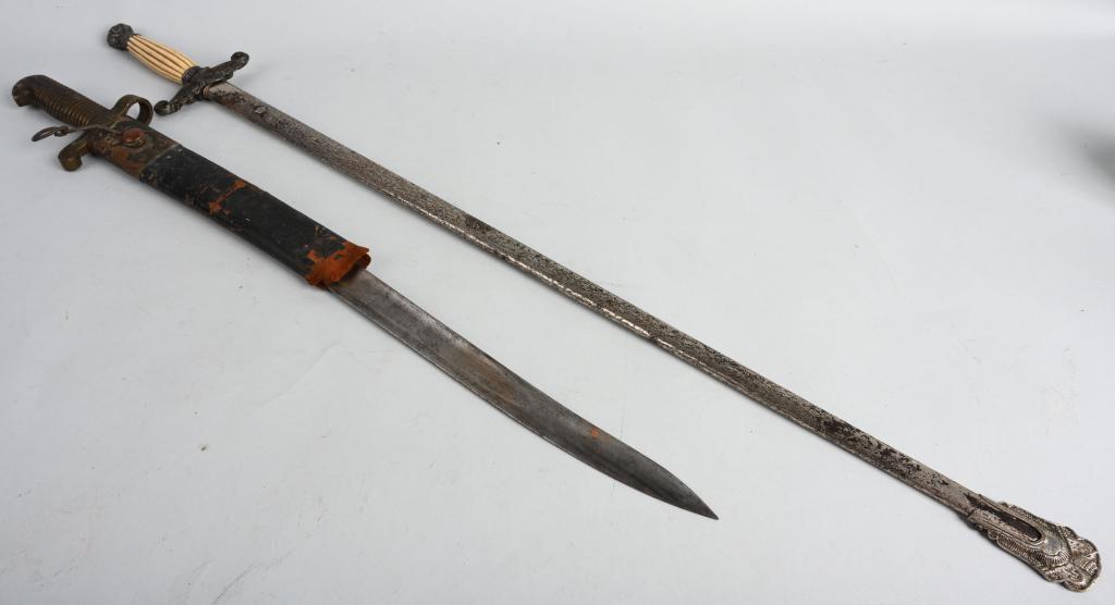 CIVIL WAR US OFFICER SWORD & NAVAL BAYONET: 1 - Civil War Model 1861 US Naval sword bayonet for the Plymouth percussion rifle. Brass handle, muzzle ring and crossguard. 22" blade, 27.5" overall length. Partially worn mark at the ricasso reads "