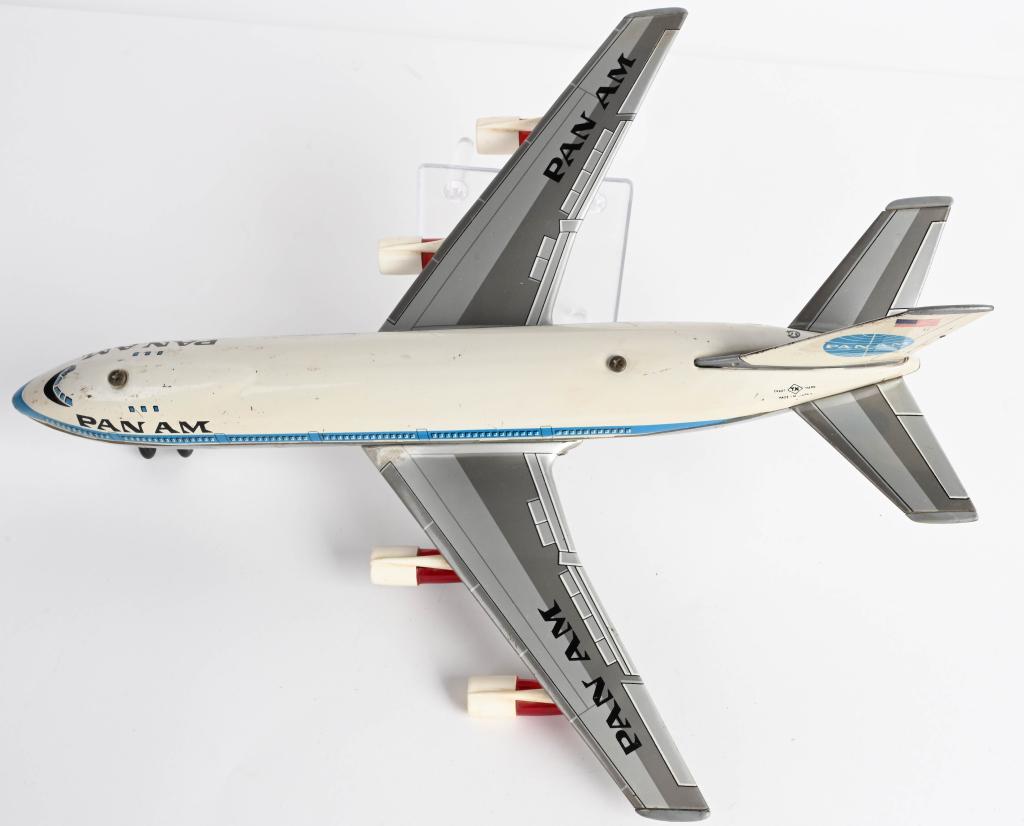 JAPAN BATTERY OP PAN AM JET PLANE: All original with Pan Am logos. Did not work when tested. 12" Excellent