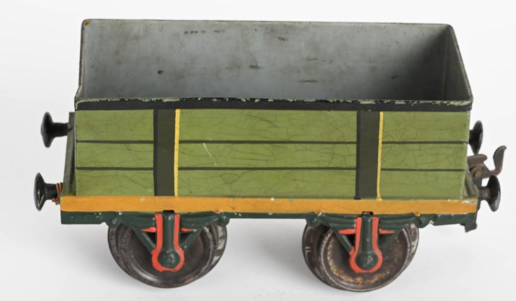 MARKLIN 1 GA GONDOLA: Marklin 1 gauge Gondola. All original and complete. 7"