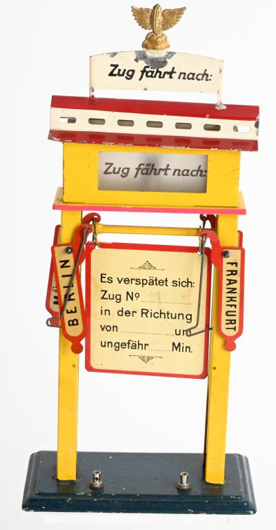 BING 1 GA STATION NOTICE SIGNAL: Very nice early Bing 1 gauge Station Notice Signal. German stations includes Berlin, Franfurt, Stuttgart, and Munchen. All original with great paint and decals. 11" Excellent