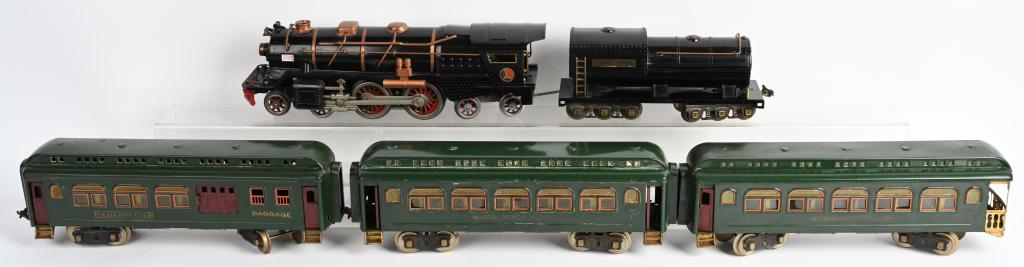 PRE-WAR LIONEL 400E ENGINE & TENDER w/ 3 CARS: Pre-War Lionel 400E Locomotive with Tender all professionally restored. Comes with 428 Parlor, 429 Observation Car, and 430 Observation Car. Nice cars with some restoration. A very impressive set.