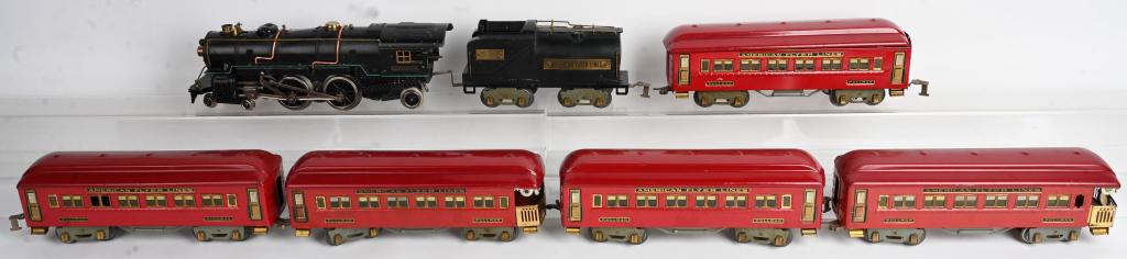 AMERICAN FLYER 4692 LOCO & TENDER w/ 5 CARS: Pre-War American Flyer standard gauge 4692 Locomotive with 4693 Tender. Wheels replaced on Loco. Comes with 3 4331 Pullman Cars and 2 4332 Observation Cars. All in original condition