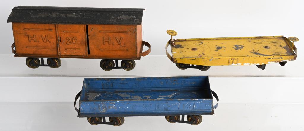 3- CARLISLE & FINCH FREIGHT CARS: Lot of 3 original Carlisle and Finch Freight Cars. Includes 26 HV Box Car, 131 P.R.R. Gondola, and 171 Flat Car. All original with some wear.