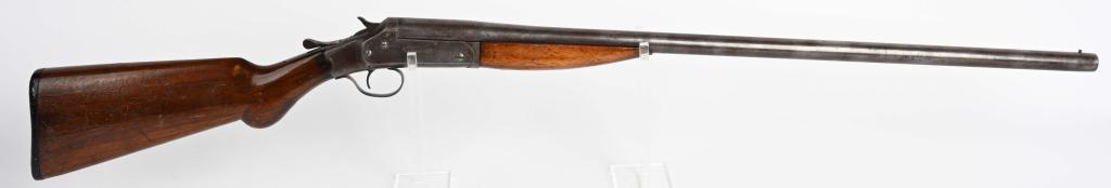 STEVENS 12 GAUGE SHOTGUN: SERIAL NUMBER n/a, BARREL 30", CALIBER 12 Ga, MANUFACTURED "Patented August 12, 1913" Single shot break top action. Round barrel, with bead front sight Receiver is marked "J. Stevens Arms Company, Chi