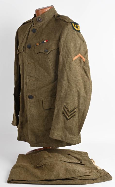 WW1 US ARMY RESERVE MALLET UNIFORM GROUPING WWI: WW1 US Army of the Reserve Mallet. Beautiful felt on felt Reserve Mallet shoulder sleeve insignia on the wearers left shoulder and just below that is a single red discharge stripe and to the lower sle
