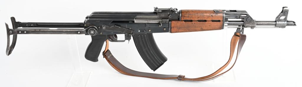 VULCAN V47 SEMI-AUTO AK 7.62x39 UNDERFOLDER RIFLE: SERIAL:: K010883 BARREL: 16" CALIBER 7.62x39 Vulcan V47 receiver with a Yugo Zastava M70 under folder parts kit. Features Zastava serrated pistol grip, under folding stock, leather sling, US made 922 