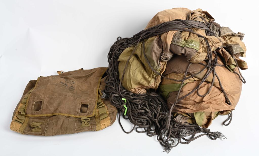 WWII GERMAN LUFTWAFFE PARATROOPER CAMO PARACHUTE: This is a totally original German WWII Rz20 Paratrooper 28 foot panel camouflage silk canopy with shroud lines in mint condition with bag. The silk canopy has panel stamps. Overall condition is excell