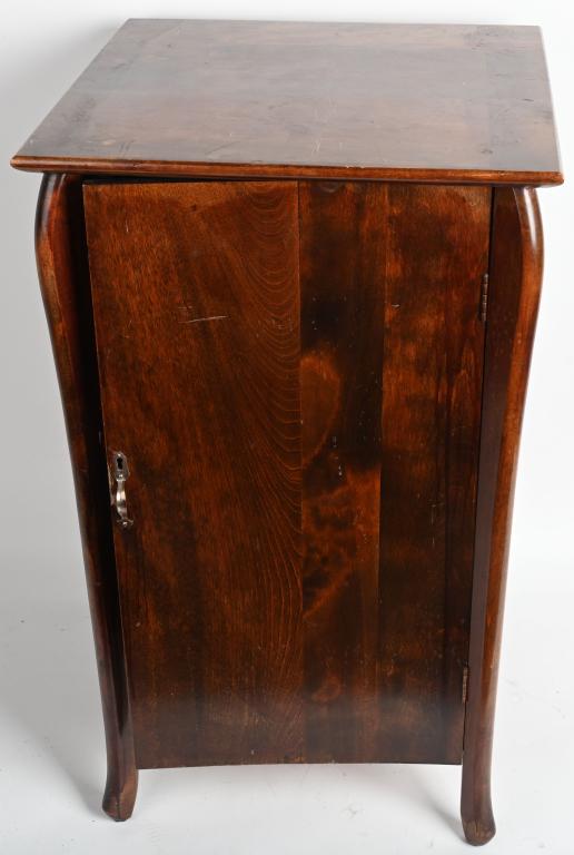 VICTROLA TABLE TOP RECORD CABINET: Heavy mahogany record cabinet. Has space for 28 records as well as ponograph needles. Well made and could use some light cleaning. Top surface is 18" by 18", 32" high. Very Good