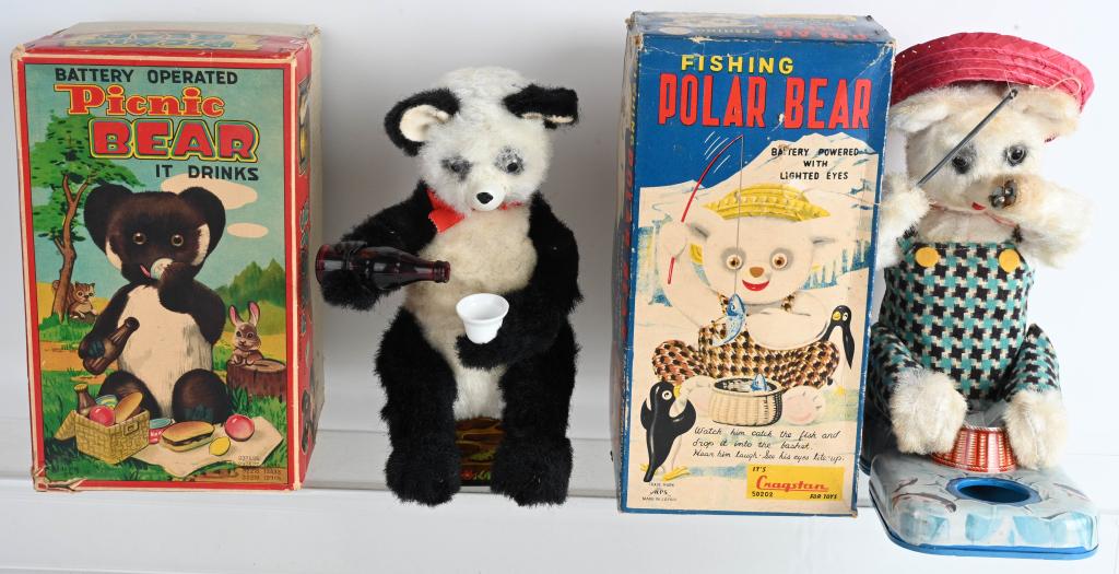FISHING POLAR BEAR & PICNIC BEAR BATTERY OPS BOXED: Includes Fishing Polar Bear all complete and worked when tested and Picnic Bear that worked when tested. Both original and Boxed 10 1/2" Excellent
