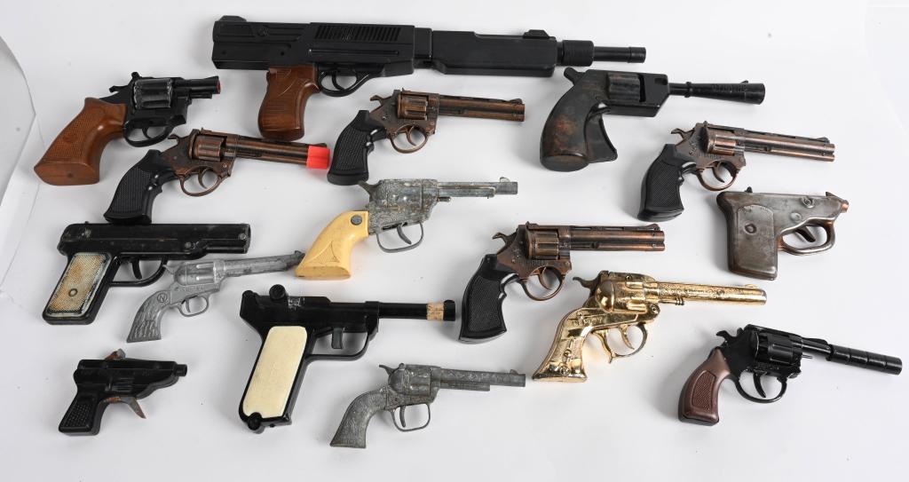 16- VINTAGE TOY GUNS: As-Is Largest 16"