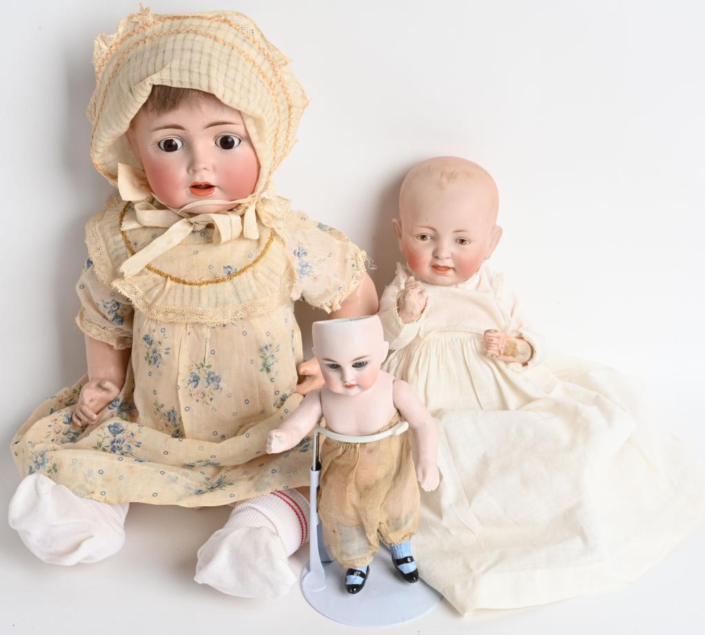 3- GERMAN KESTNER BISQUE DOLLS: Lot includes a 7 1/2" No. 150, a JDK 7 11" Baby Doll, and a JDK 17" doll with jointed composition body and damaged head. The 150 has sleep eyes and is in nice condition with two tiny 1/8" edge hairlin