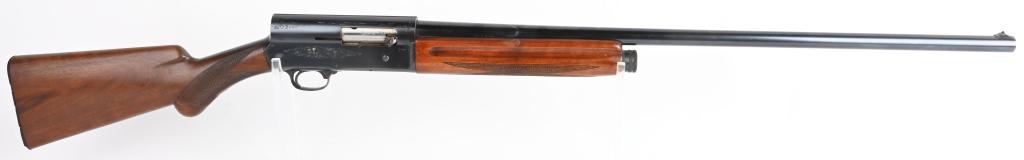 PRE WAR BELGIUM BROWING MODEL A-5 SEMI AUTO: SERIAL 221734. BARREL 29". GAUGE 12, CHAMBER 2 3/4", CHOKE-full (*) LOP 14 1/4". MADE IN 1938-39 High condition, early A-5 that features full plain barrel, single bead on base, blue finish, round knob