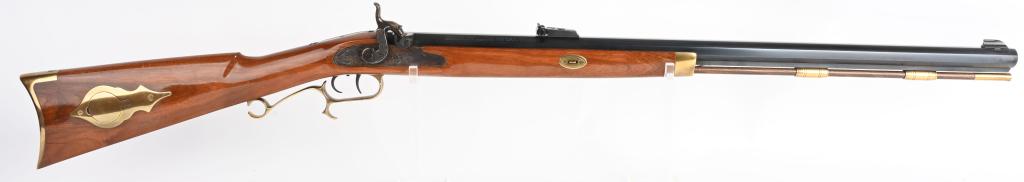 THOMPSON CENTER .50 CAL HAWKIN RIFLE: SERIAL 285598. BARREL 29". CALIBER .50. One of the finest factory made Hawken type rifles ever made. Quality built with full octagon barrel, adjustable rear sight, knife blade front sight, wood ramrod
