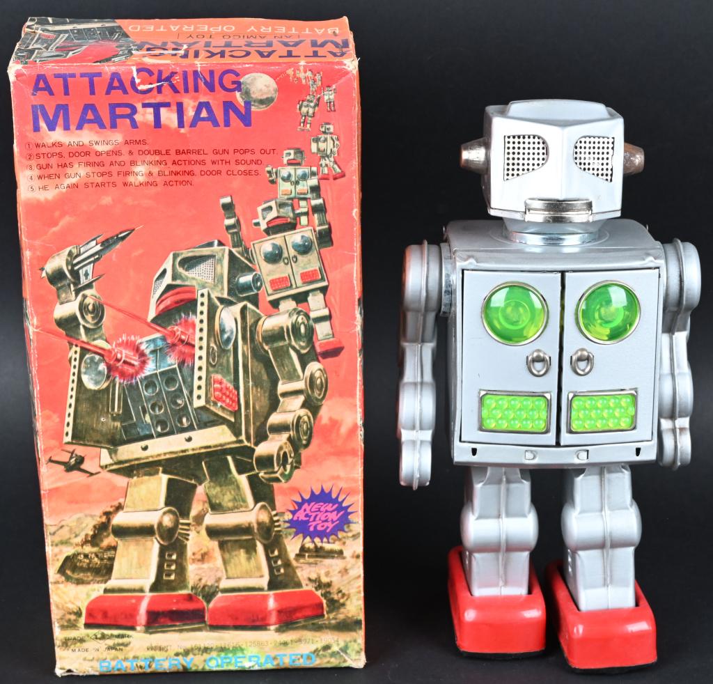 SH BATTERY OP ATTACKING MARTIAN w/ BOX (1 of 11)